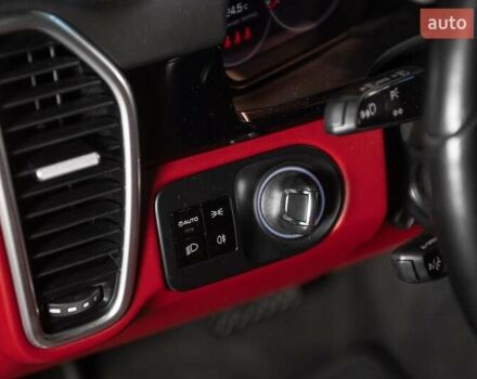 Черный Порше Cayenne Coupe, объемом двигателя 3 л и пробегом 34 тыс. км за 89900 $, фото 59 на Automoto.ua