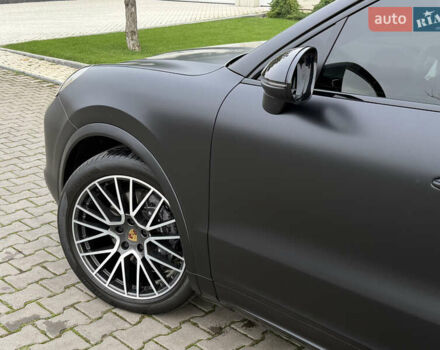 Чорний Порше Cayenne Coupe, об'ємом двигуна 3 л та пробігом 60 тис. км за 84800 $, фото 59 на Automoto.ua