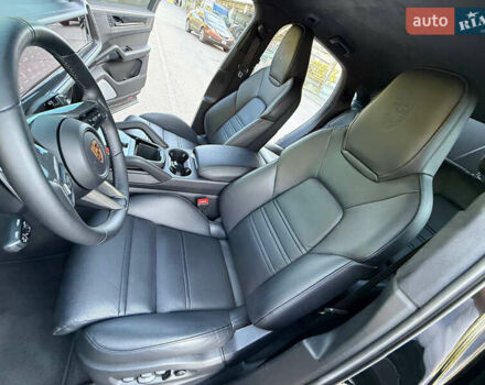 Черный Порше Cayenne Coupe, объемом двигателя 4 л и пробегом 20 тыс. км за 279900 $, фото 66 на Automoto.ua