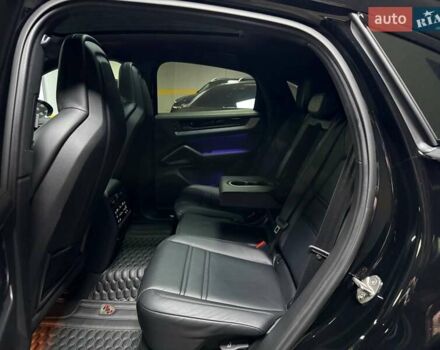Черный Порше Cayenne Coupe, объемом двигателя 3 л и пробегом 36 тыс. км за 119500 $, фото 53 на Automoto.ua