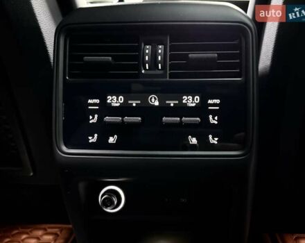 Черный Порше Cayenne Coupe, объемом двигателя 3 л и пробегом 36 тыс. км за 119500 $, фото 56 на Automoto.ua