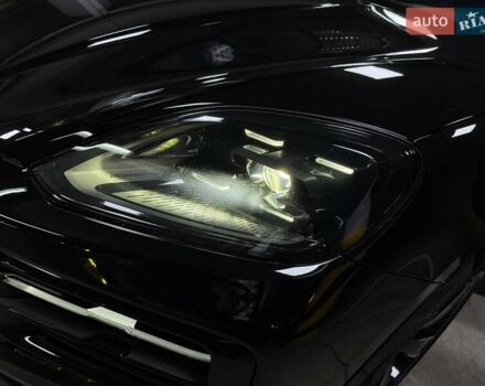Черный Порше Cayenne Coupe, объемом двигателя 3 л и пробегом 36 тыс. км за 119500 $, фото 27 на Automoto.ua