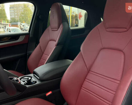 Порше Cayenne Coupe 2023 в Львове на Automoto.ua Черный Порше Cayenne Coupe, объемом двигателя 3 л и пробегом 6 тыс. км за 137000 $, фото 50 на Automoto.ua