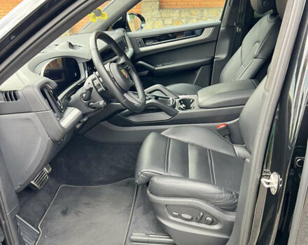 Чорний Порше Cayenne Coupe, об'ємом двигуна 3 л та пробігом 44 тис. км за 119000 $, фото 7 на Automoto.ua