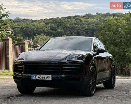 Порше Cayenne Coupe 2023 в Киеве на Automoto.ua Черный Порше Cayenne Coupe, объемом двигателя 3 л и пробегом 44 тыс. км за 125000 $, фото 77 на Automoto.ua