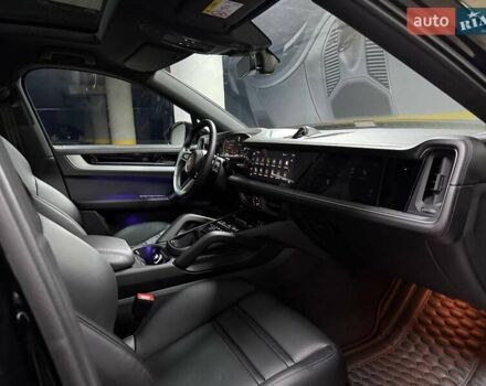 Черный Порше Cayenne Coupe, объемом двигателя 3 л и пробегом 36 тыс. км за 119500 $, фото 93 на Automoto.ua
