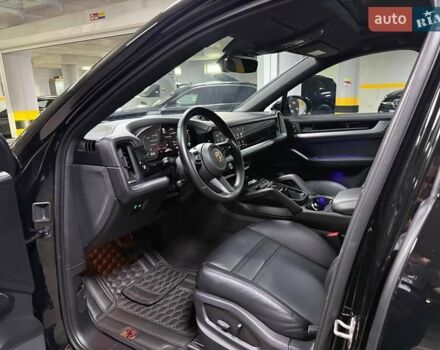 Черный Порше Cayenne Coupe, объемом двигателя 3 л и пробегом 36 тыс. км за 119500 $, фото 42 на Automoto.ua
