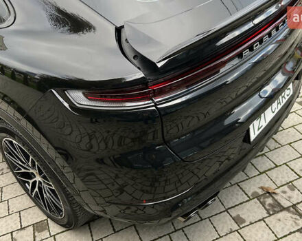 Порше Cayenne Coupe 2023 в Львове на Automoto.ua Черный Порше Cayenne Coupe, объемом двигателя 3 л и пробегом 6 тыс. км за 137000 $, фото 18 на Automoto.ua