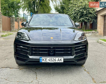 Порше Cayenne Coupe 2023 в Киеве на Automoto.ua Черный Порше Cayenne Coupe, объемом двигателя 3 л и пробегом 44 тыс. км за 125000 $, фото 3 на Automoto.ua