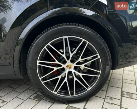 Порше Cayenne Coupe 2023 в Львове на Automoto.ua Черный Порше Cayenne Coupe, объемом двигателя 3 л и пробегом 6 тыс. км за 137000 $, фото 11 на Automoto.ua