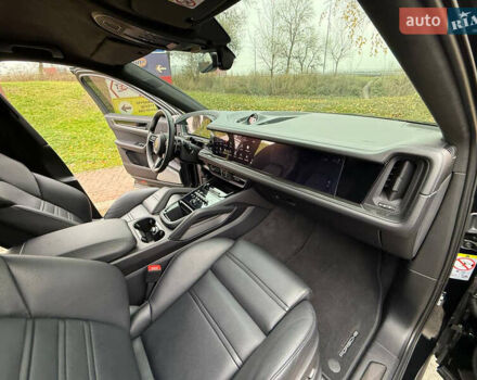 Черный Порше Cayenne Coupe, объемом двигателя 4 л и пробегом 23 тыс. км за 249900 $, фото 95 на Automoto.ua