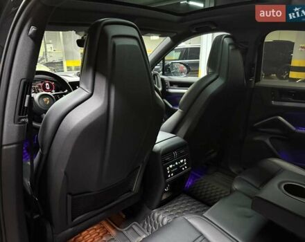 Черный Порше Cayenne Coupe, объемом двигателя 3 л и пробегом 36 тыс. км за 119500 $, фото 51 на Automoto.ua