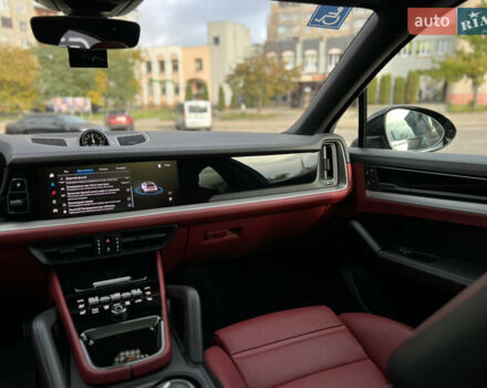 Порше Cayenne Coupe 2023 в Львове на Automoto.ua Черный Порше Cayenne Coupe, объемом двигателя 3 л и пробегом 6 тыс. км за 137000 $, фото 56 на Automoto.ua