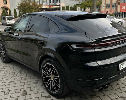 Порше Cayenne Coupe 2023 в Львове на Automoto.ua Черный Порше Cayenne Coupe, объемом двигателя 3 л и пробегом 6 тыс. км за 137000 $, фото 4 на Automoto.ua