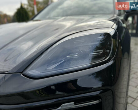 Порше Cayenne Coupe 2023 в Львове на Automoto.ua Черный Порше Cayenne Coupe, объемом двигателя 3 л и пробегом 6 тыс. км за 137000 $, фото 13 на Automoto.ua