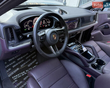 Черный Порше Cayenne Coupe, объемом двигателя 3.98 л и пробегом 19 тыс. км за 170000 $, фото 47 на Automoto.ua