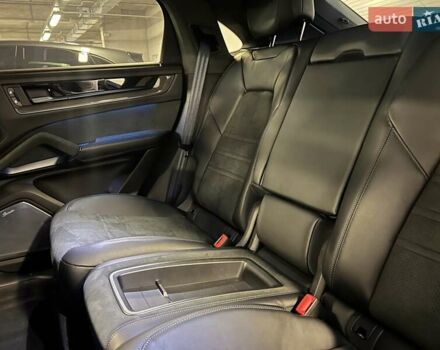 Черный Порше Cayenne Coupe, объемом двигателя 4 л и пробегом 2 тыс. км за 312417 $, фото 55 на Automoto.ua