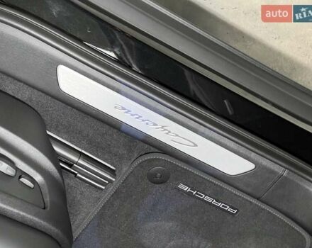 Черный Порше Cayenne Coupe, объемом двигателя 3 л и пробегом 10 тыс. км за 138625 $, фото 19 на Automoto.ua