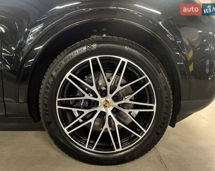 Черный Порше Cayenne Coupe, объемом двигателя 3 л и пробегом 10 тыс. км за 138625 $, фото 18 на Automoto.ua