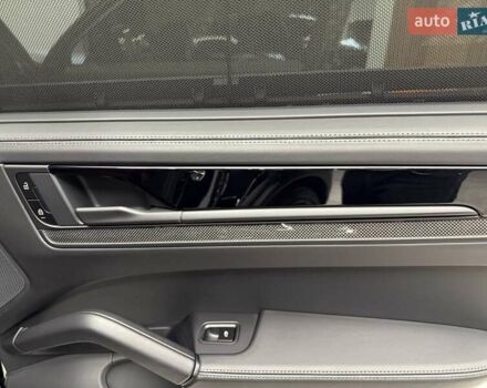 Черный Порше Cayenne Coupe, объемом двигателя 4 л и пробегом 25 тыс. км за 302700 $, фото 44 на Automoto.ua