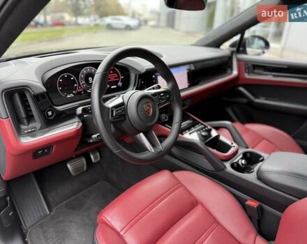 Черный Порше Cayenne Coupe, объемом двигателя 4 л и пробегом 45 тыс. км за 172000 $, фото 19 на Automoto.ua