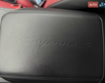 Черный Порше Cayenne Coupe, объемом двигателя 4 л и пробегом 45 тыс. км за 172000 $, фото 39 на Automoto.ua