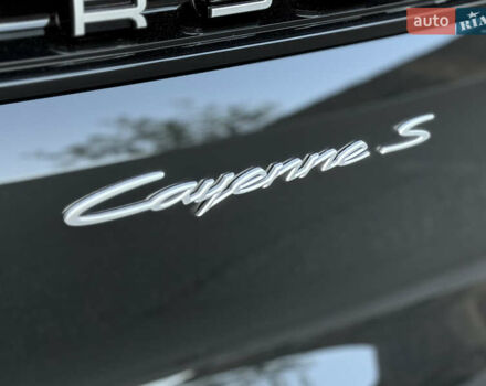 Черный Порше Cayenne Coupe, объемом двигателя 3.98 л и пробегом 19 тыс. км за 170000 $, фото 38 на Automoto.ua