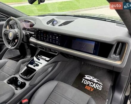 Черный Порше Cayenne Coupe, объемом двигателя 4 л и пробегом 7 тыс. км за 310000 $, фото 51 на Automoto.ua