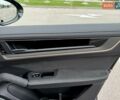 Черный Порше Cayenne Coupe, объемом двигателя 4 л и пробегом 7 тыс. км за 310000 $, фото 42 на Automoto.ua