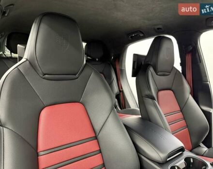 Черный Порше Cayenne Coupe, объемом двигателя 4 л и пробегом 25 тыс. км за 302700 $, фото 58 на Automoto.ua