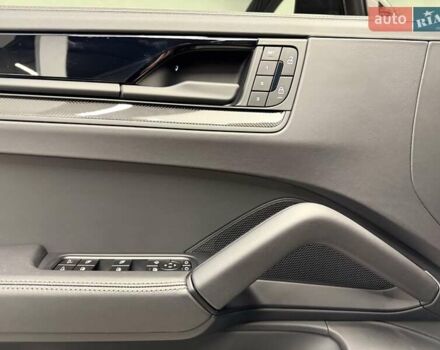 Черный Порше Cayenne Coupe, объемом двигателя 4 л и пробегом 25 тыс. км за 302700 $, фото 30 на Automoto.ua