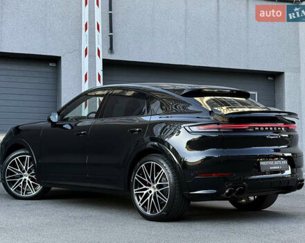 Черный Порше Cayenne Coupe, объемом двигателя 3.98 л и пробегом 19 тыс. км за 170000 $, фото 31 на Automoto.ua