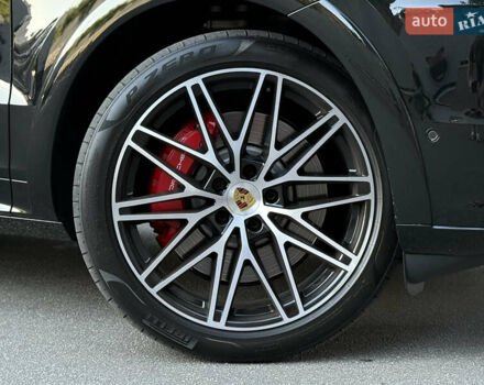 Черный Порше Cayenne Coupe, объемом двигателя 3.98 л и пробегом 19 тыс. км за 170000 $, фото 33 на Automoto.ua
