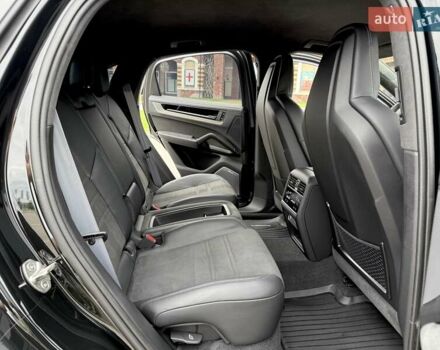 Черный Порше Cayenne Coupe, объемом двигателя 4 л и пробегом 7 тыс. км за 310000 $, фото 60 на Automoto.ua