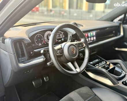 Чорний Порше Cayenne Coupe, об'ємом двигуна 4 л та пробігом 5 тис. км за 210000 $, фото 10 на Automoto.ua