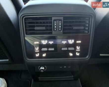 Черный Порше Cayenne Coupe, объемом двигателя 4 л и пробегом 40 тыс. км за 177000 $, фото 24 на Automoto.ua