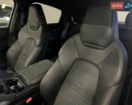 Черный Порше Cayenne Coupe, объемом двигателя 4 л и пробегом 2 тыс. км за 312417 $, фото 33 на Automoto.ua