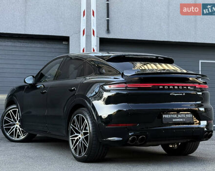 Черный Порше Cayenne Coupe, объемом двигателя 3.98 л и пробегом 19 тыс. км за 170000 $, фото 30 на Automoto.ua