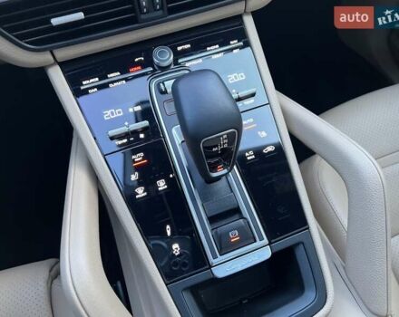 Коричневый Порше Cayenne Coupe, объемом двигателя 3 л и пробегом 17 тыс. км за 96500 $, фото 20 на Automoto.ua