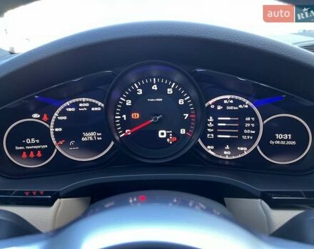 Коричневый Порше Cayenne Coupe, объемом двигателя 3 л и пробегом 17 тыс. км за 96500 $, фото 13 на Automoto.ua