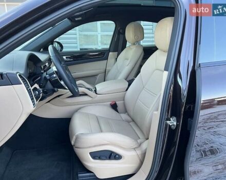Коричневый Порше Cayenne Coupe, объемом двигателя 3 л и пробегом 17 тыс. км за 96500 $, фото 9 на Automoto.ua