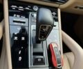 Красный Порше Cayenne Coupe, объемом двигателя 3 л и пробегом 71 тыс. км за 64500 $, фото 9 на Automoto.ua
