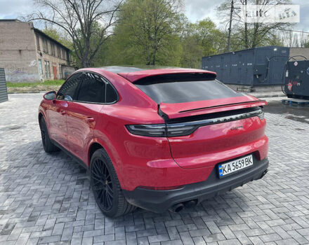 Красный Порше Cayenne Coupe, объемом двигателя 0 л и пробегом 25 тыс. км за 112000 $, фото 10 на Automoto.ua