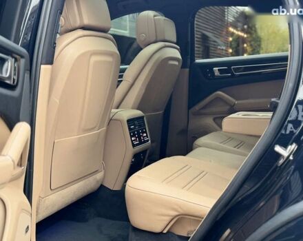 Порше Cayenne Coupe, объемом двигателя 3 л и пробегом 80 тыс. км за 62900 $, фото 26 на Automoto.ua