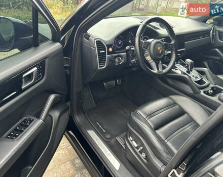 Порше Cayenne Coupe, объемом двигателя 2.89 л и пробегом 79 тыс. км за 77000 $, фото 10 на Automoto.ua