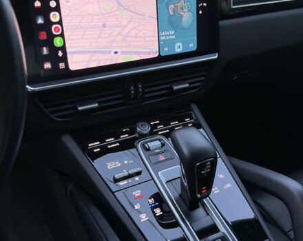 Порше Cayenne Coupe, объемом двигателя 4 л и пробегом 25 тыс. км за 108000 $, фото 17 на Automoto.ua