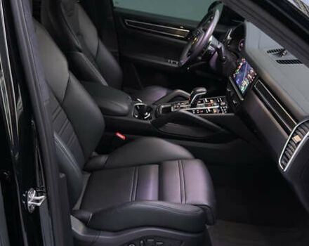 Порше Cayenne Coupe, объемом двигателя 4 л и пробегом 25 тыс. км за 114000 $, фото 35 на Automoto.ua