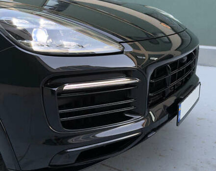 Порше Cayenne Coupe, объемом двигателя 4 л и пробегом 25 тыс. км за 114000 $, фото 8 на Automoto.ua