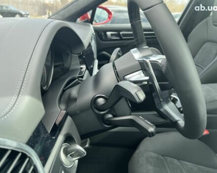 Порше Cayenne Coupe, объемом двигателя 4 л и пробегом 1 тыс. км за 169976 $, фото 23 на Automoto.ua