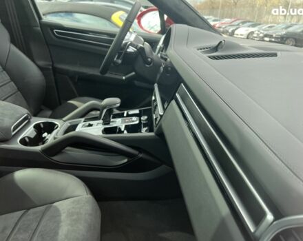 Порше Cayenne Coupe, объемом двигателя 4 л и пробегом 1 тыс. км за 169976 $, фото 3 на Automoto.ua